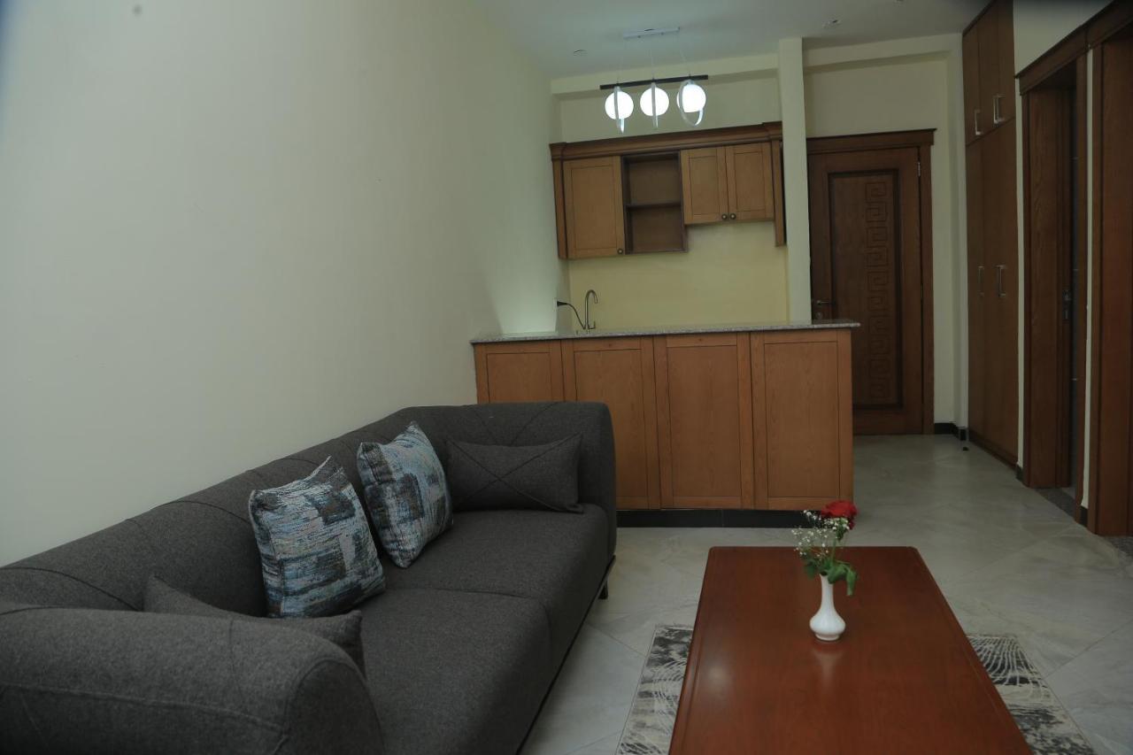 Daisy Hotel Addis Abeba Esterno foto