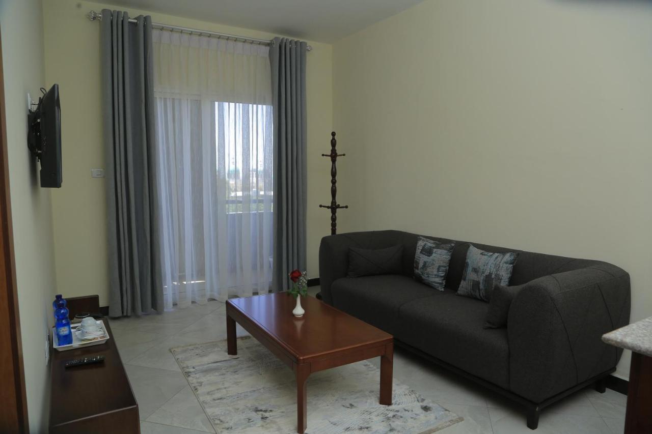 Daisy Hotel Addis Abeba Esterno foto